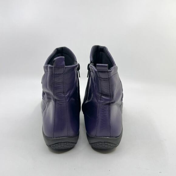 SOLE TERRA 'Lark Boot 2' Eggplant Purple Leather Ankle Boots - Picture 5 of 10